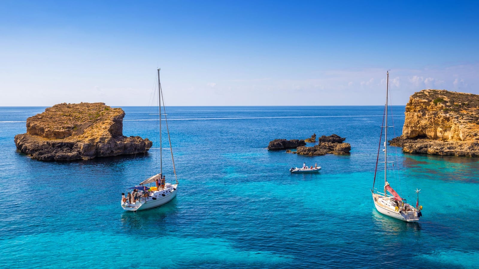 El Mediterráneo vuelve a ponerse en marcha: los nuevos destinos para navegar en 2026