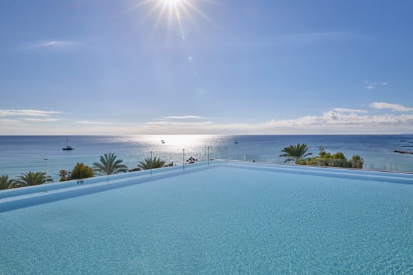 W Ibiza y la segunda vida de Santa Eulalia