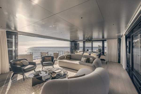 Arcadia lleva al Monaco Yacht Show dos maneras de vivir el mar